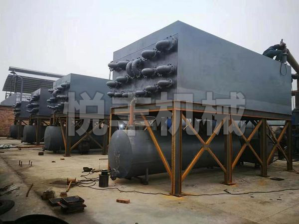 廢舊輪胎煉油設(shè)備安裝現(xiàn)場(chǎng)